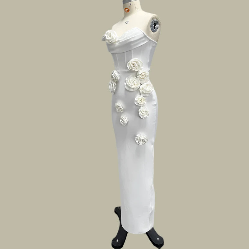 Robe bustier à épaules dénudées et à fleurs