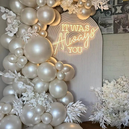 112pcs Pearl White Balloon Garland